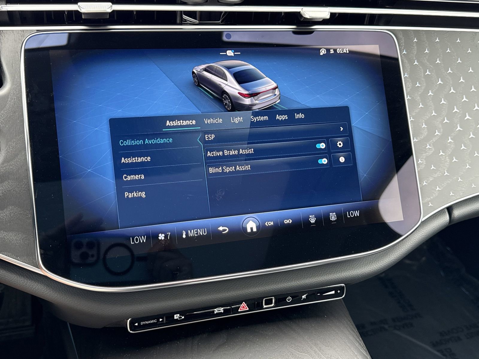 Used 2025 Mercedes-Benz E 350 Sedan image 29