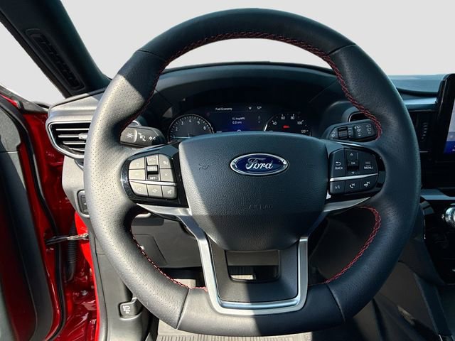 Used 2023 Ford Explorer ST-Line w/ Class IV Trailer Tow Package image 12