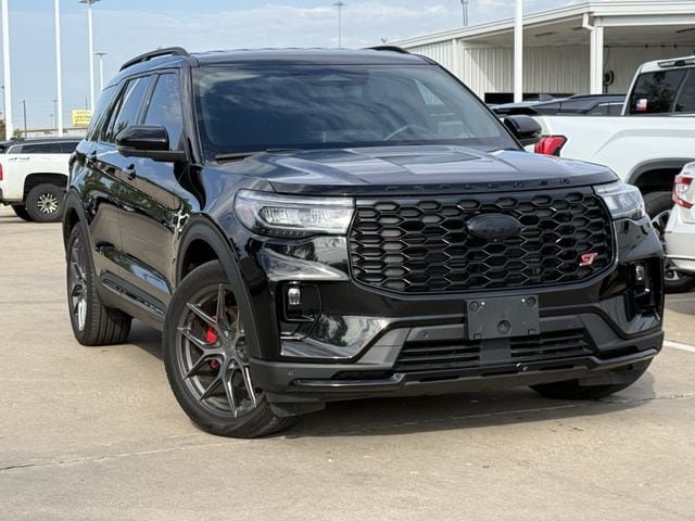 Used 2025 Ford Explorer ST