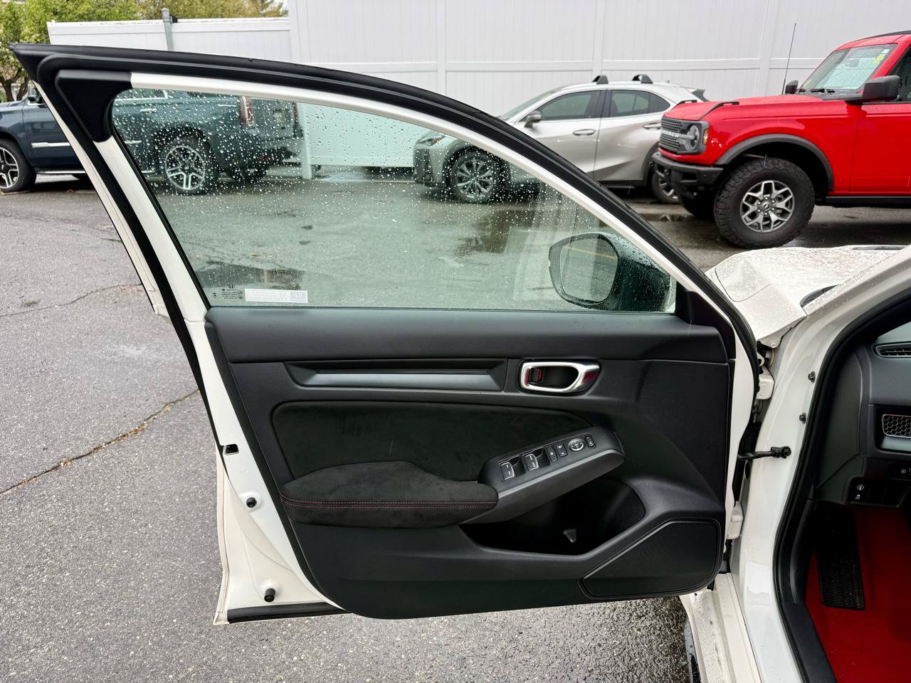 Used 2024 Honda Civic Type R image 9