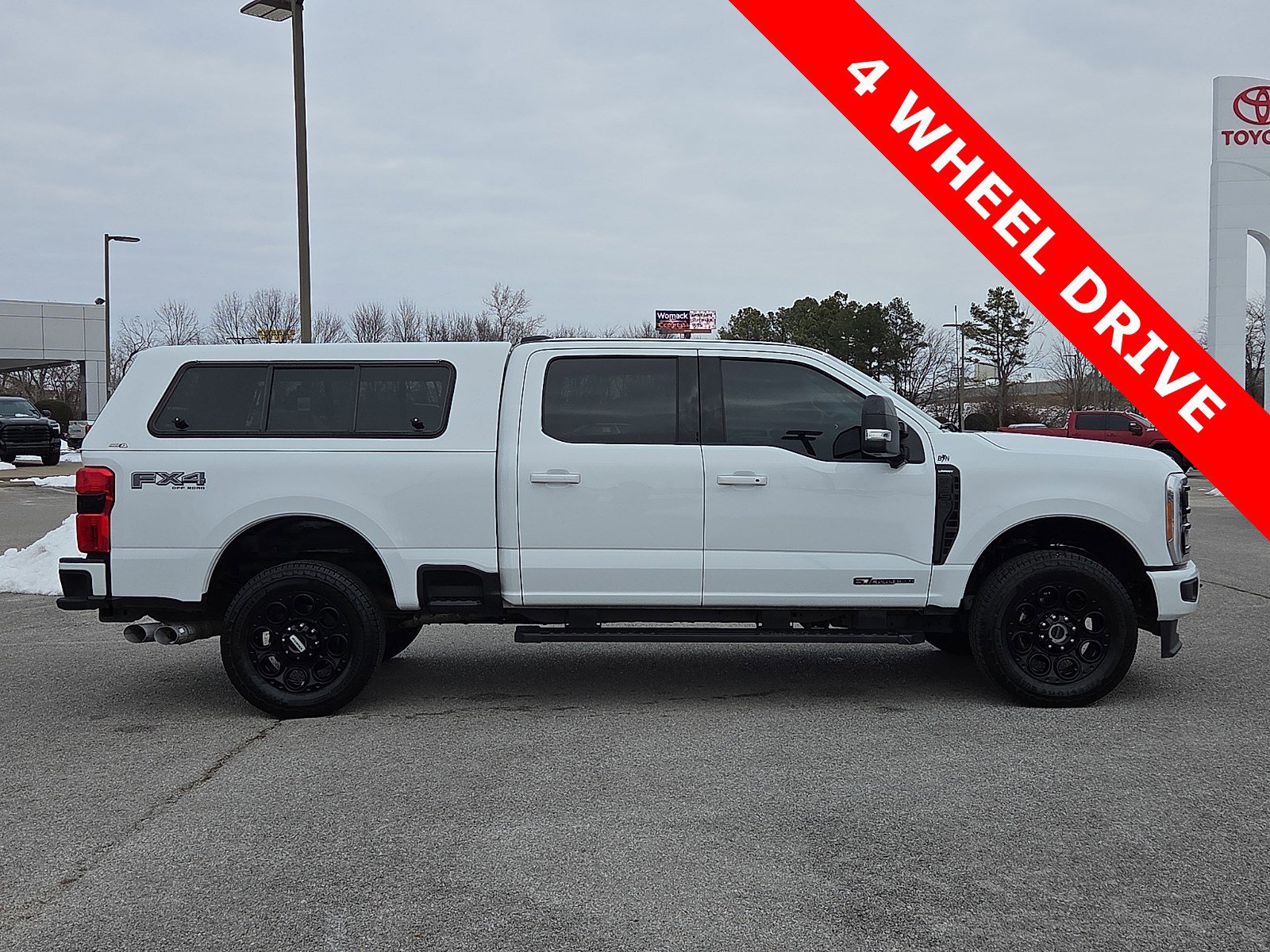 Used 2023 Ford F250 Lariat w/ Black Appearance Package image 6
