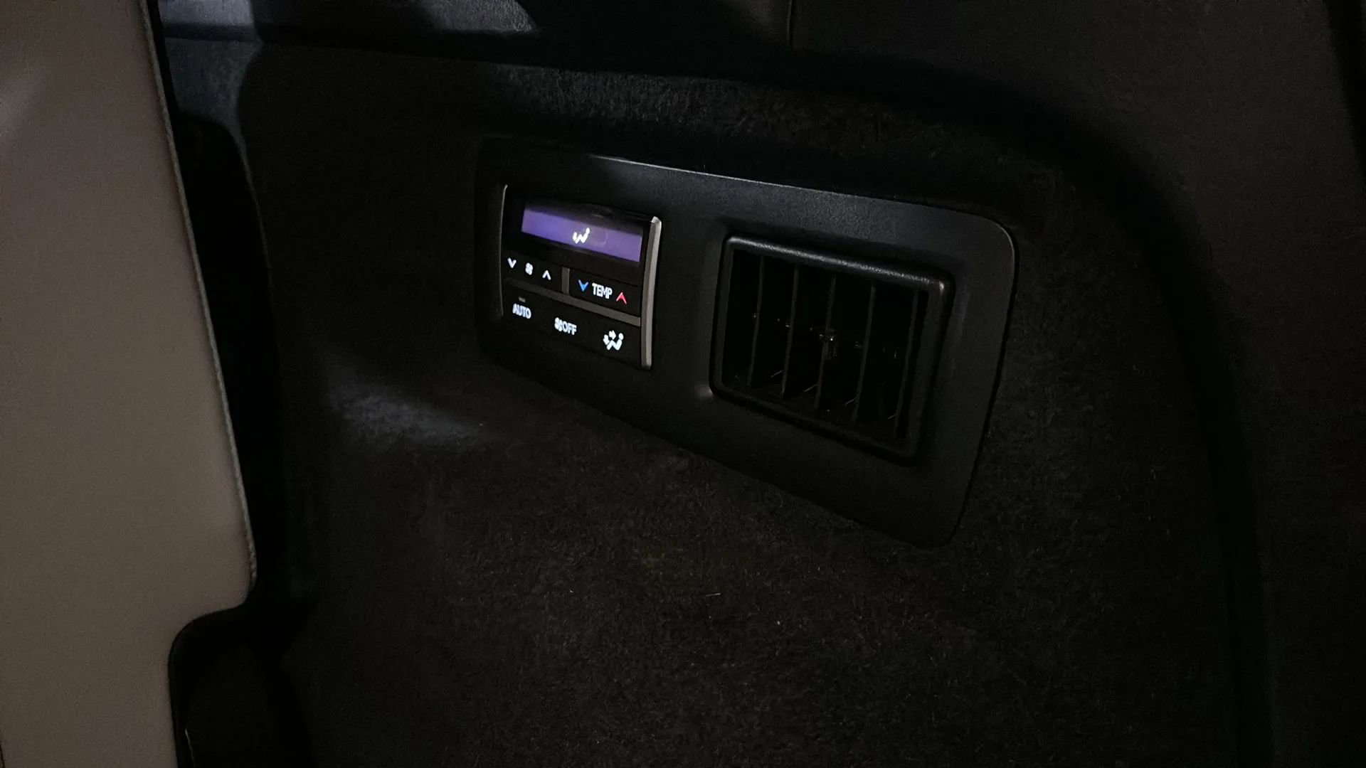 Used 2018 Lexus RX 350L AWD image 14