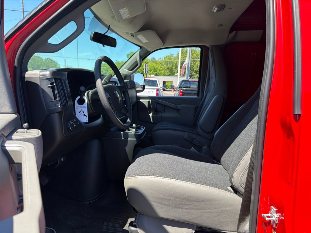 New 2026 Chevrolet Express 2500 w/ Driver Convenience Package RWD image 12