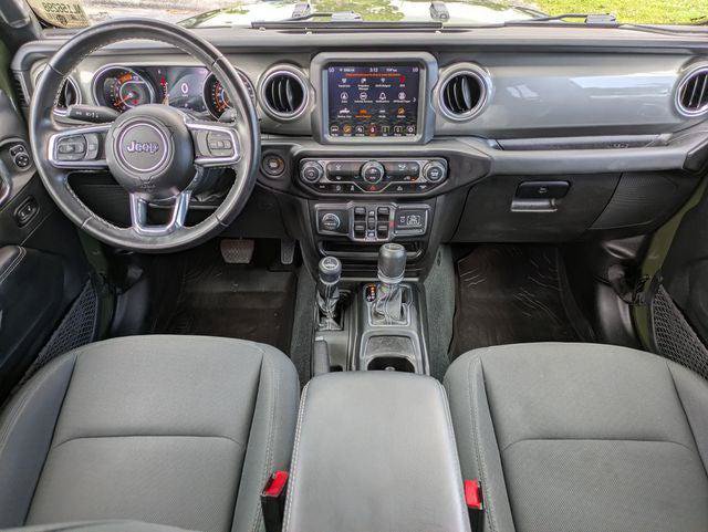 Certified 2022 Jeep Gladiator Overland w/ LED Lighting Group AWD/4WD image 11