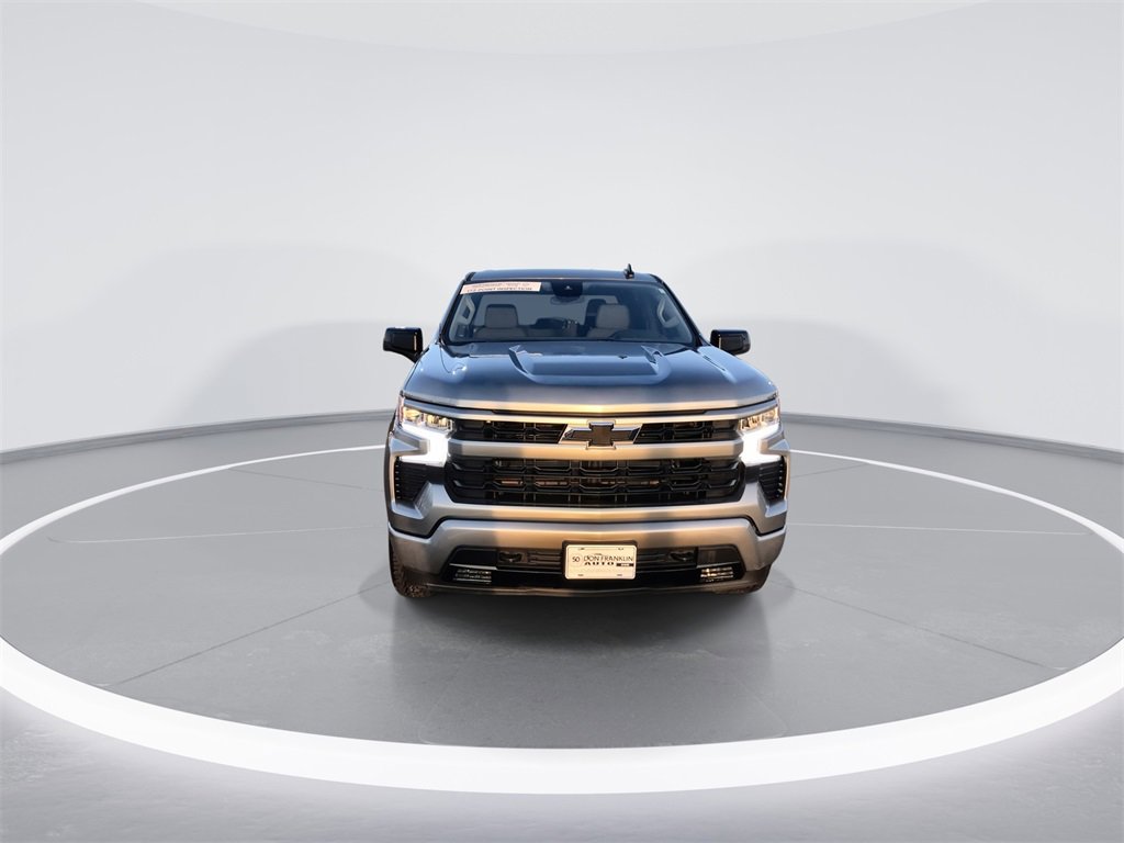 Used 2023 Chevrolet Silverado 1500 RST image 3