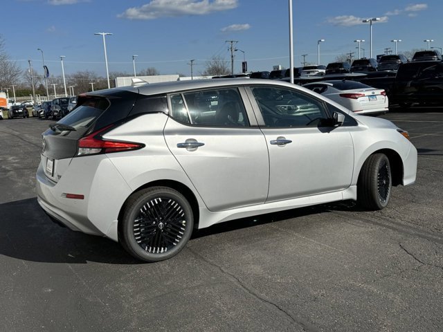 Used 2024 Nissan Leaf SV Plus image 26
