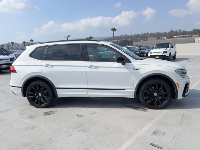 Used 2021 Volkswagen Tiguan SE R-Line FWD image 4