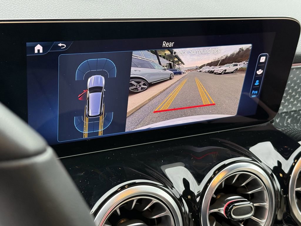 Certified 2025 Mercedes-Benz GLB 250 4MATIC image 32