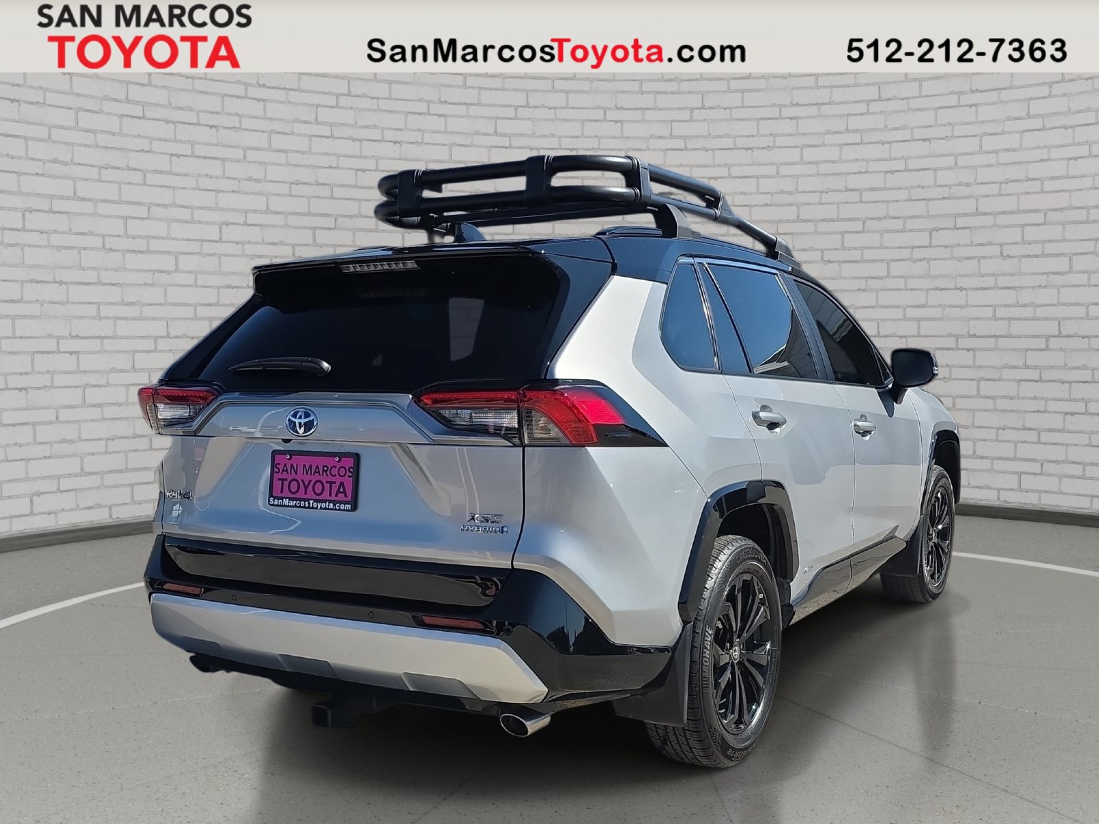Used 2024 Toyota RAV4 XSE AWD/4WD image 6