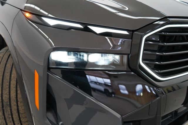 Used 2025 BMW XM image 4