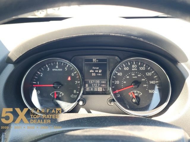 Used 2013 Nissan Rogue SV w/ Premium Pkg image 30