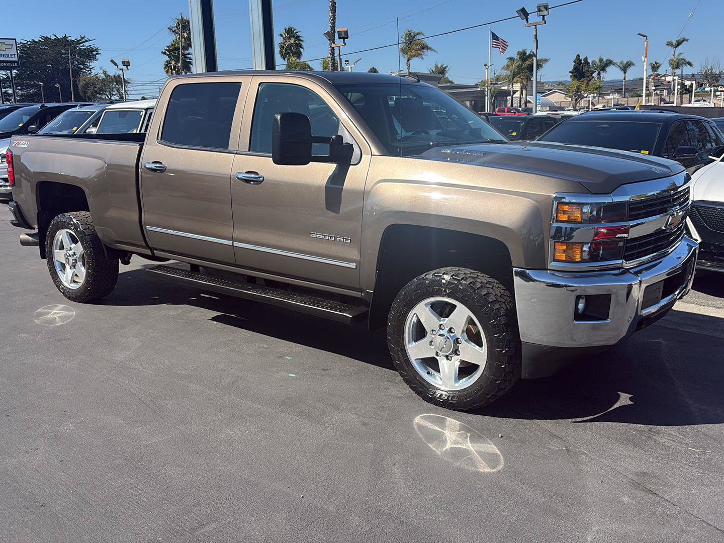 Used 2015 Chevrolet Silverado 2500 LTZ w/ Duramax Plus Package AWD/4WD image 3