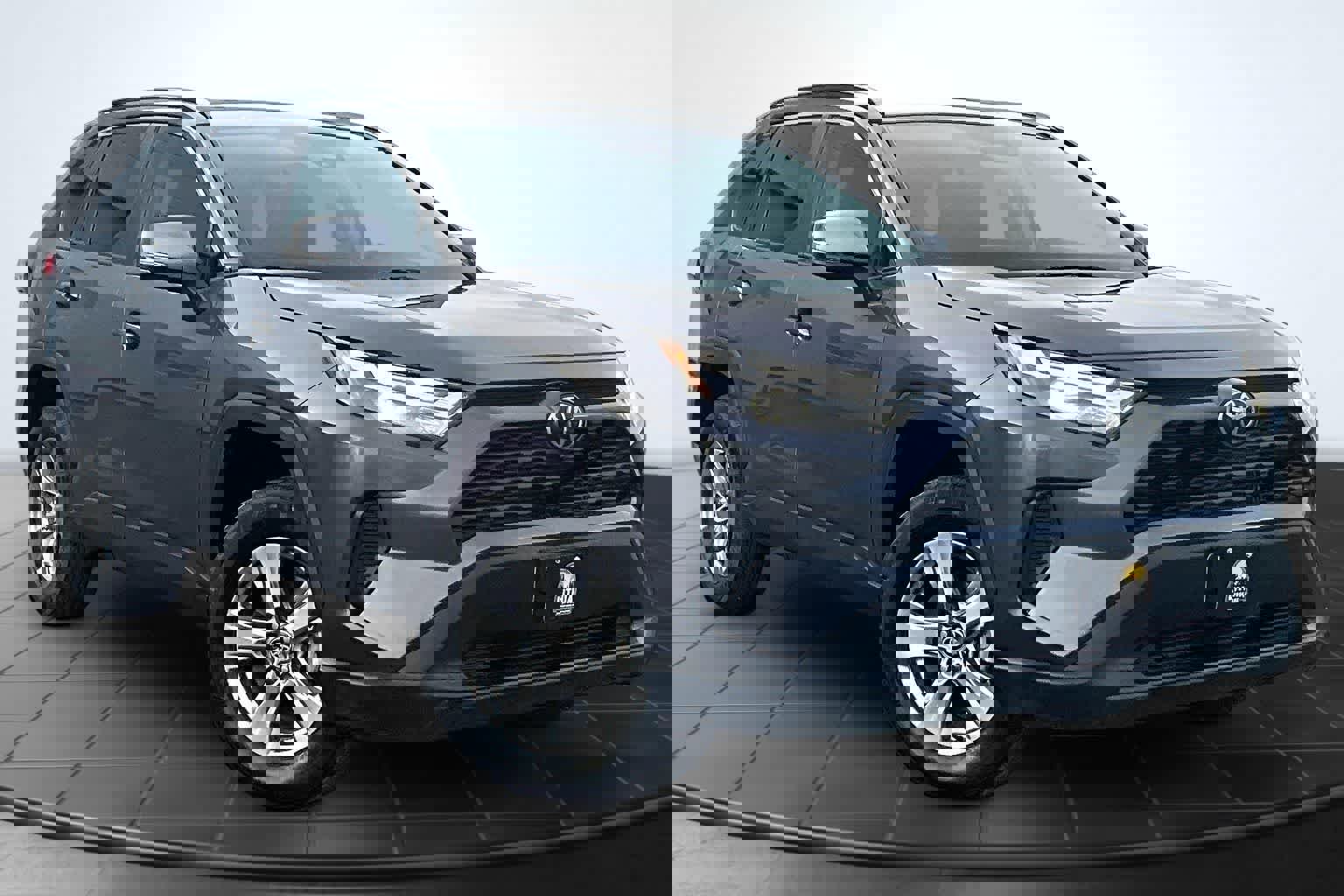 Used 2024 Toyota RAV4 XLE w/ Convenience Package image 22