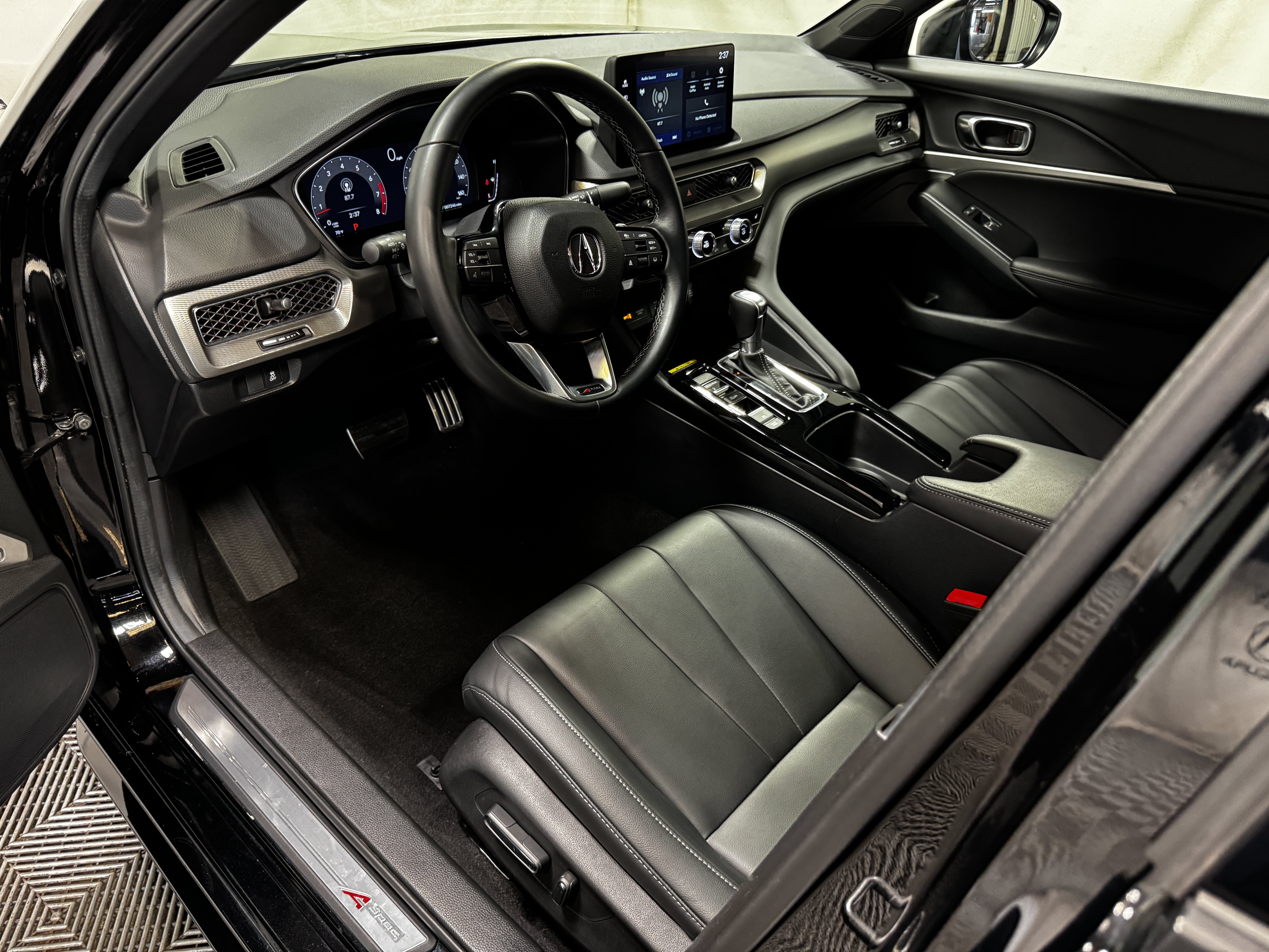 Used 2026 Acura Integra A-Spec FWD image 9
