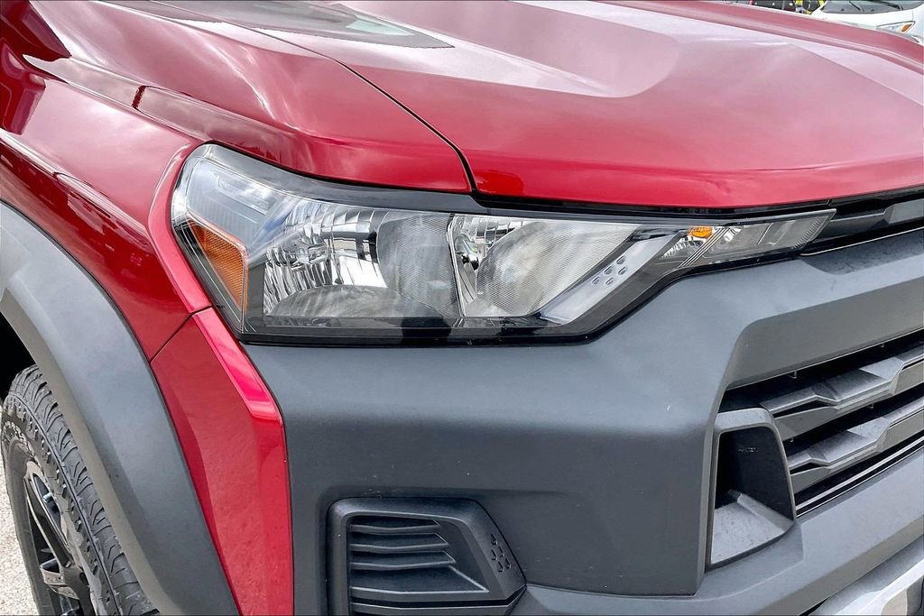 Used 2025 Chevrolet Colorado Trail Boss image 32