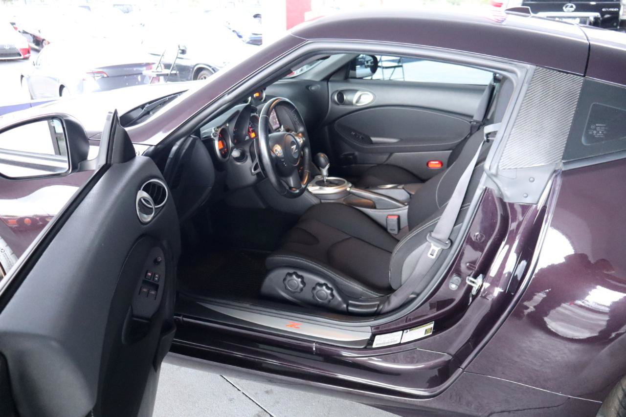 Used 2015 Nissan 370Z Coupe RWD image 14