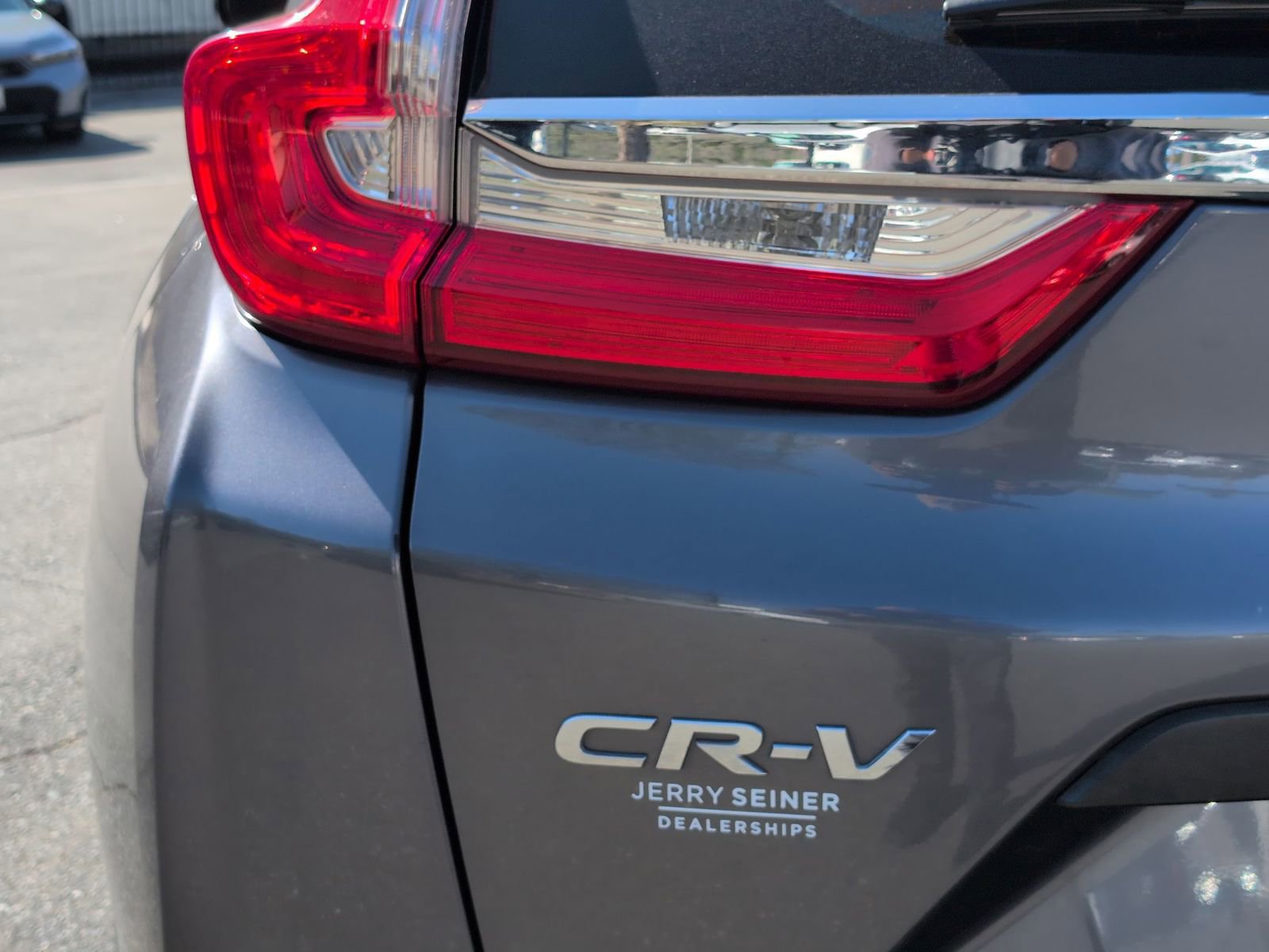 Used 2018 Honda CR-V LX image 11