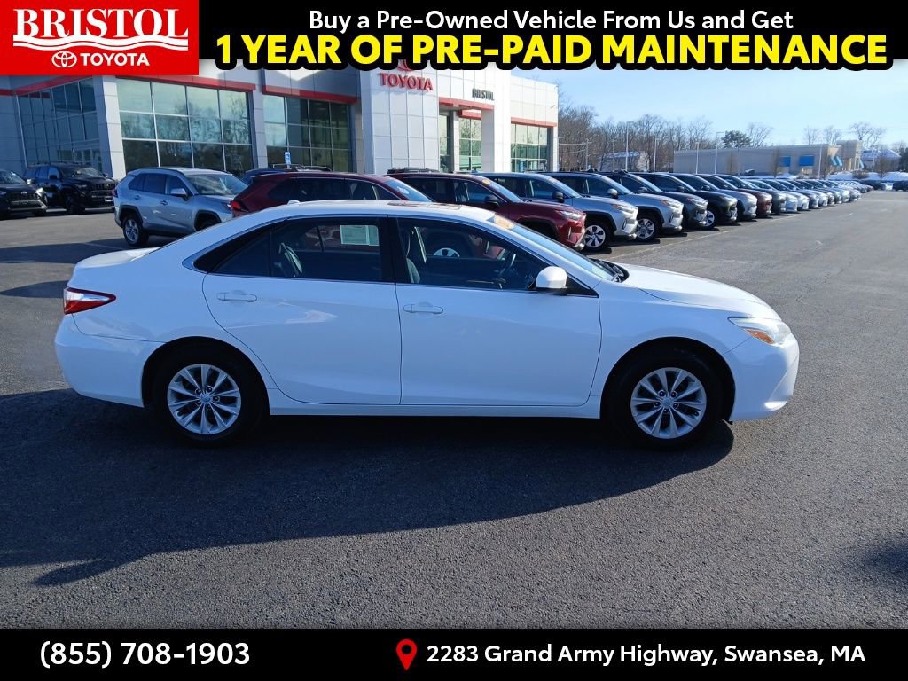 Used 2016 Toyota Camry LE image 8