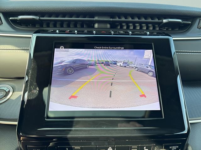 Used 2023 Jeep Grand Cherokee Laredo w/ Luxury Tech Group I image 18