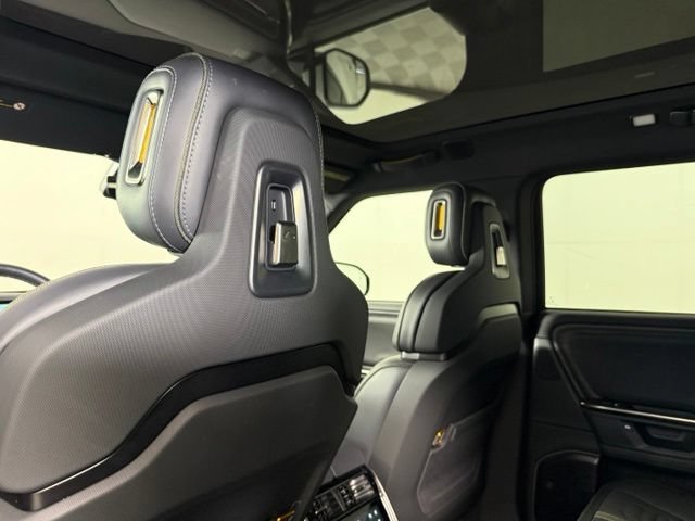 Used 2026 Rivian R1S Adventure AWD/4WD image 23