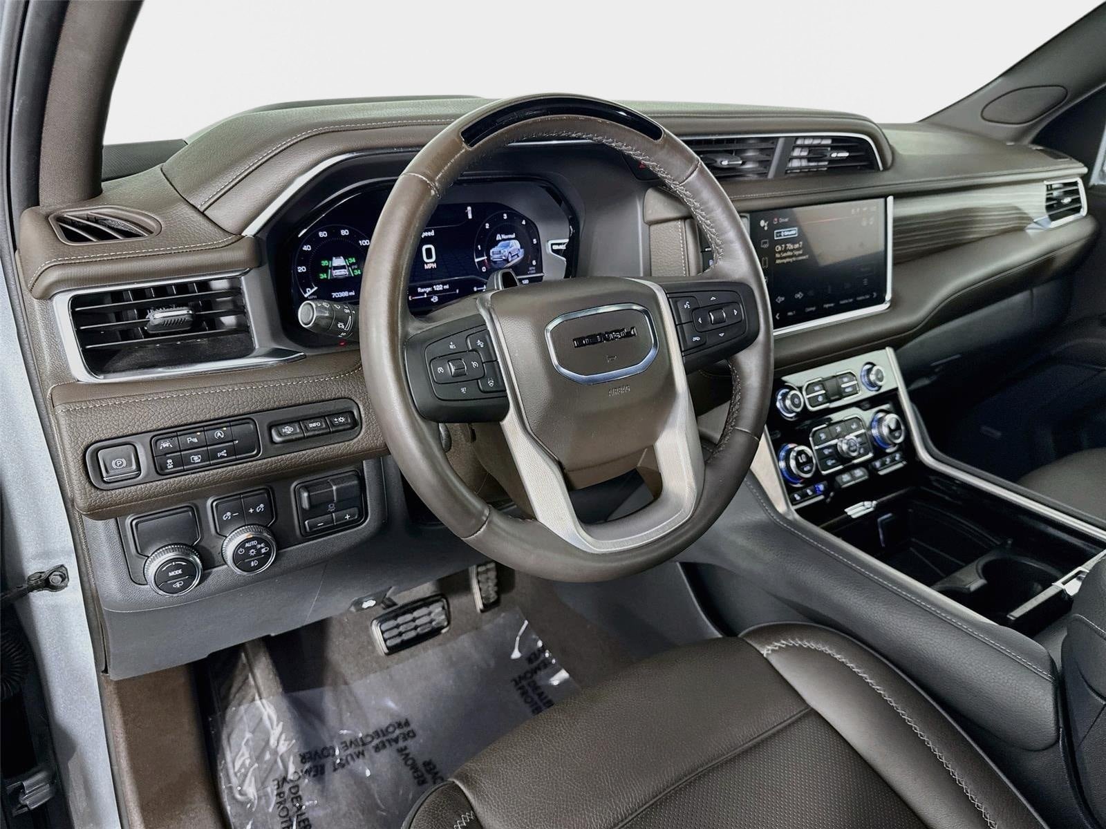 Certified 2024 GMC Yukon Denali w/ Advanced Technology Package RWD image 9