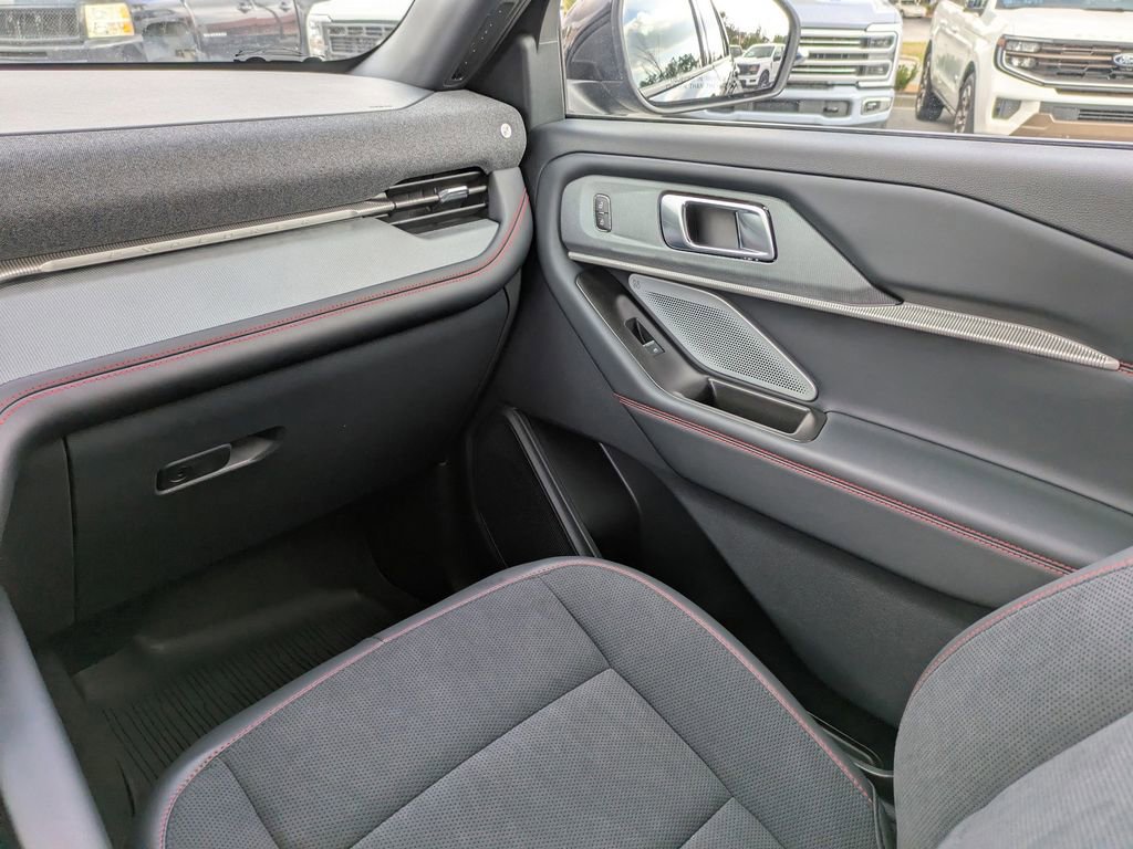New 2026 Ford Explorer ST w/ Sun And Sound Package image 23