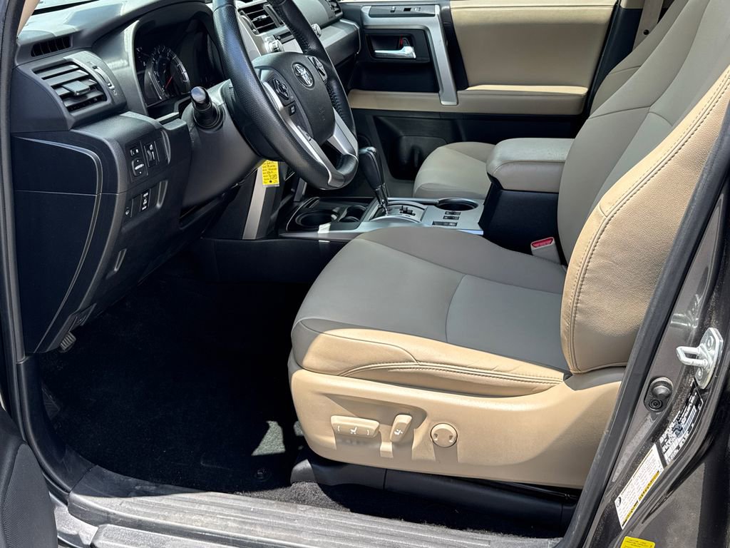 Used 2019 Toyota 4Runner SR5 Premium RWD image 9