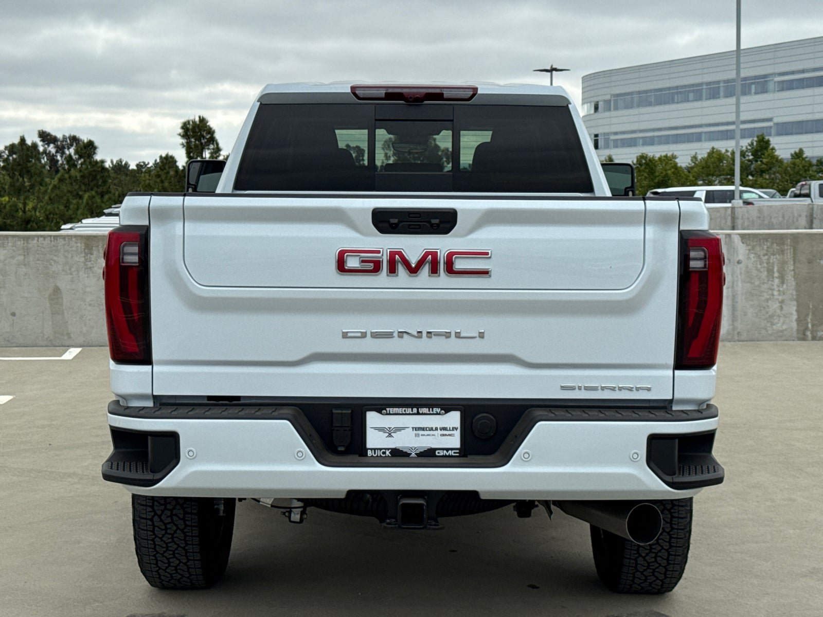 New 2026 GMC Sierra 2500 Denali w/ Denali Reserve Package AWD/4WD image 14