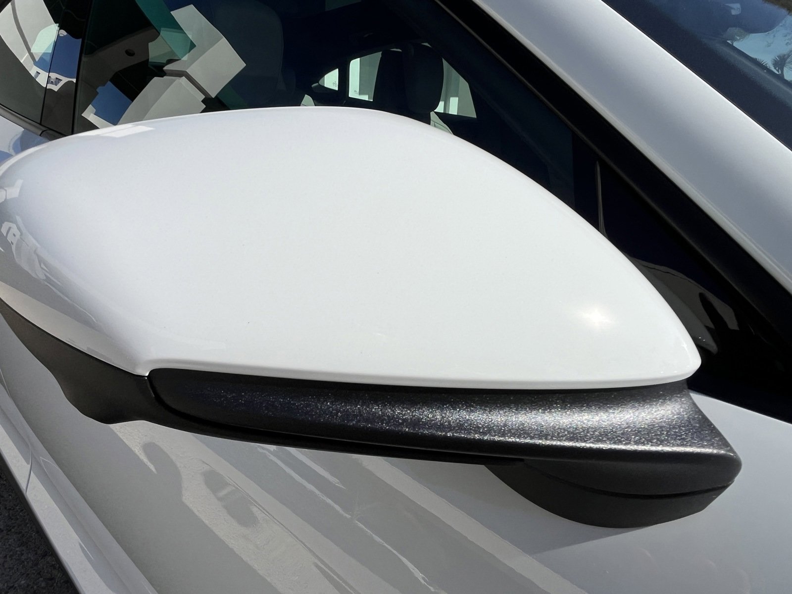 New 2025 Porsche Taycan image 13
