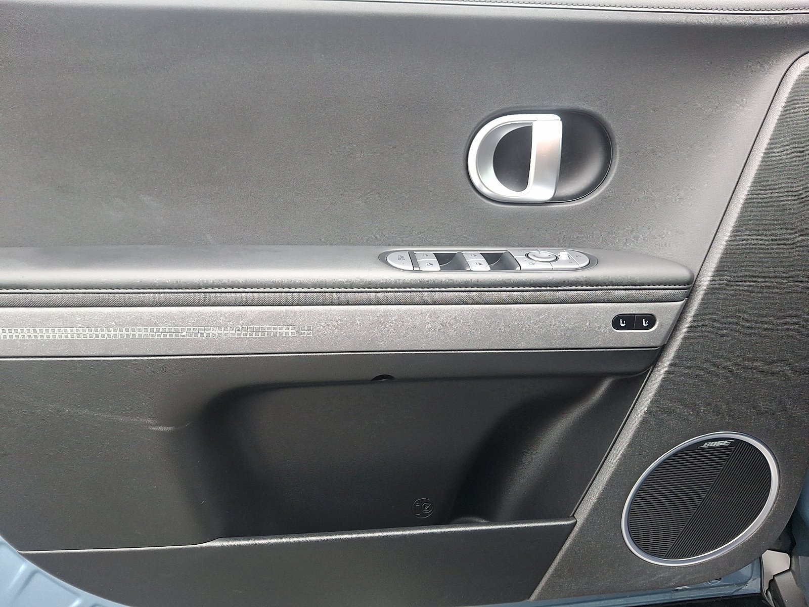 Certified 2023 Hyundai Ioniq 5 Limited AWD/4WD image 13
