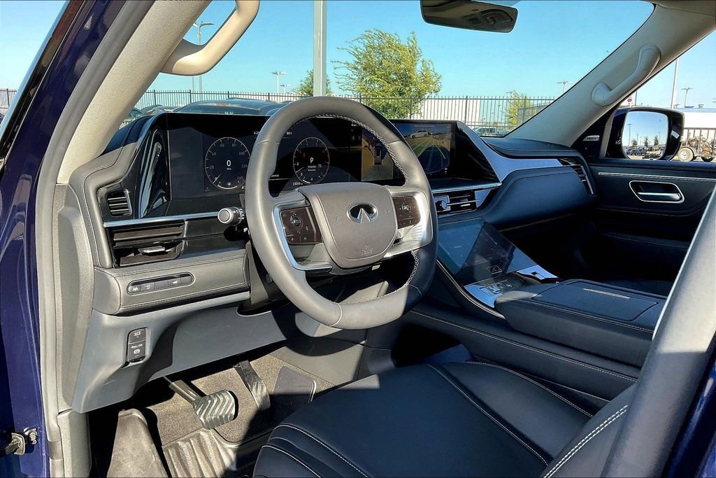 Certified 2025 INFINITI QX80 Pure image 17