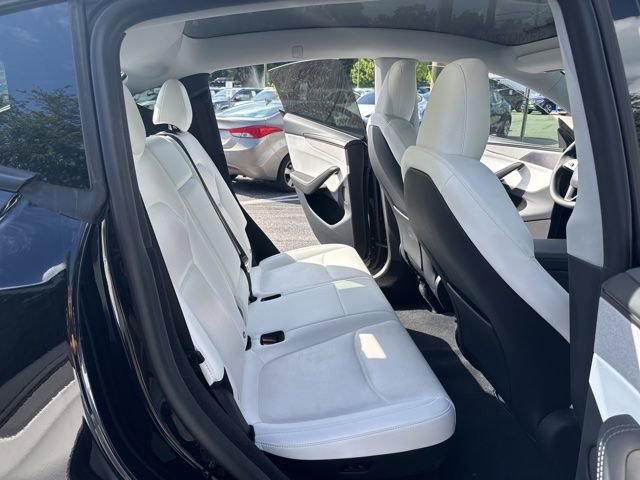 Used 2026 Tesla Model Y Long Range AWD/4WD image 24