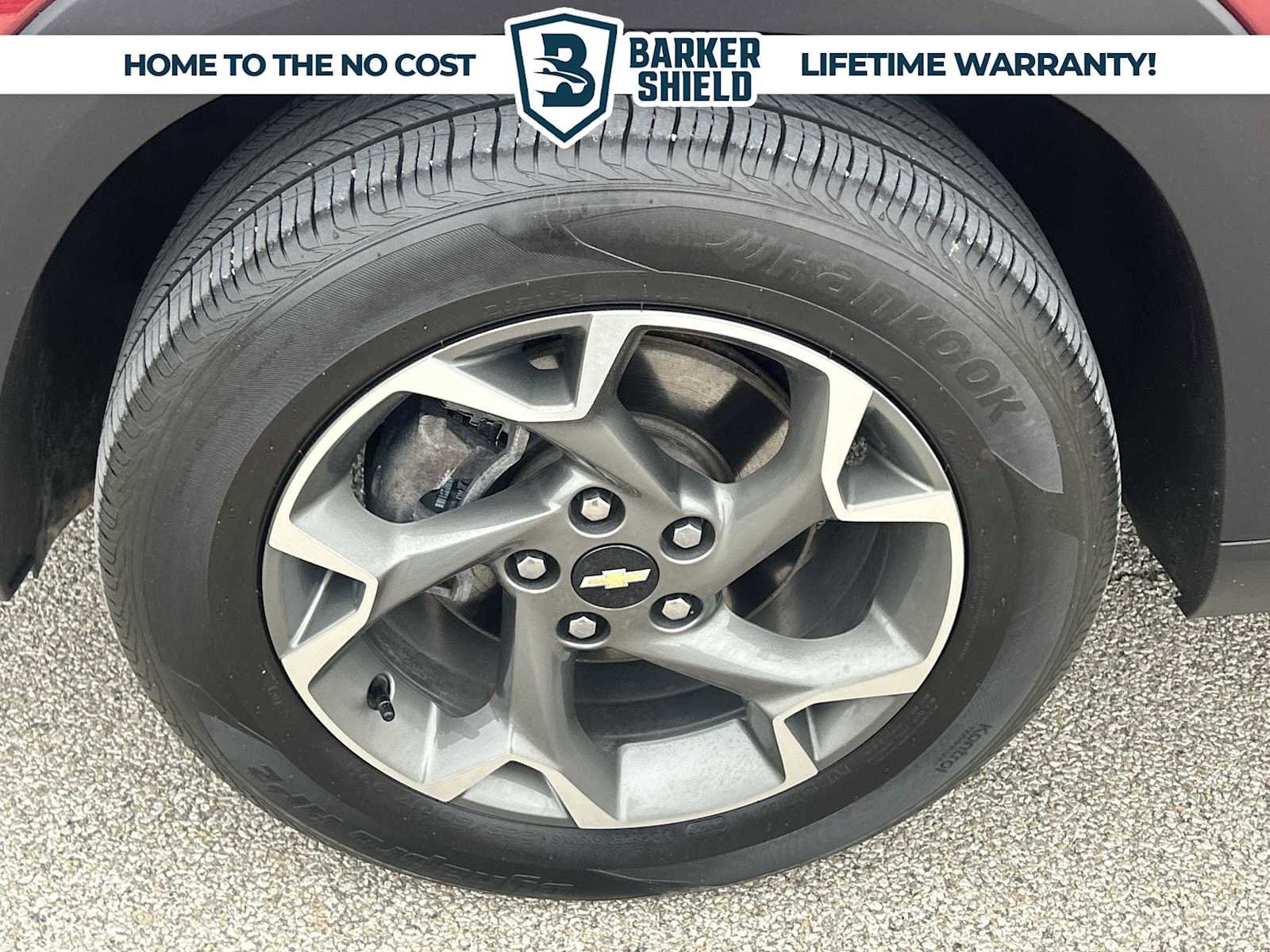 Used 2024 Chevrolet Trax LT w/ Driver Confidence Package image 30