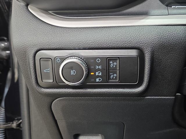 Used 2023 Ford Explorer XLT w/ Equipment Group 202A image 26