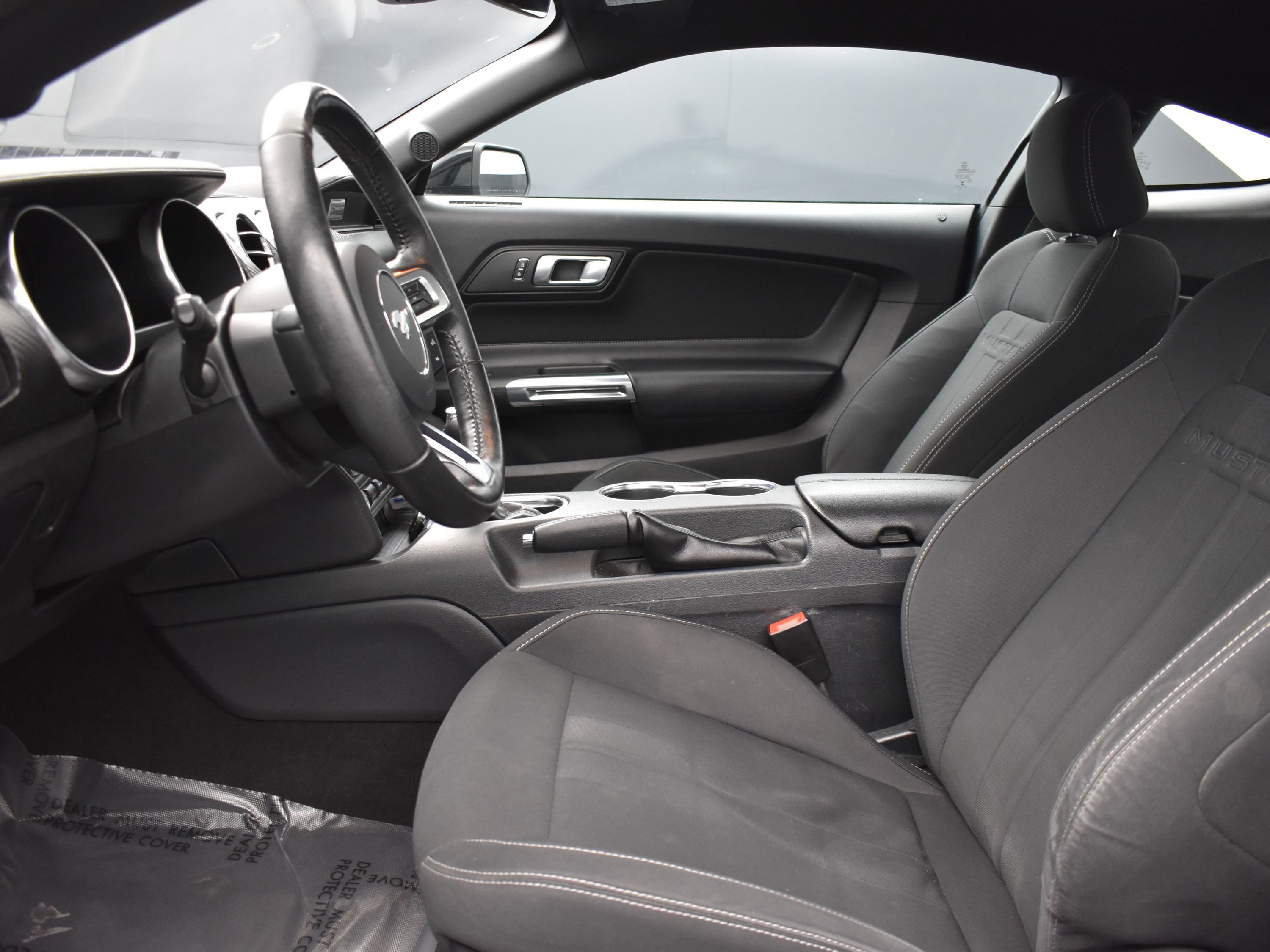 Used 2022 Ford Mustang Coupe image 8