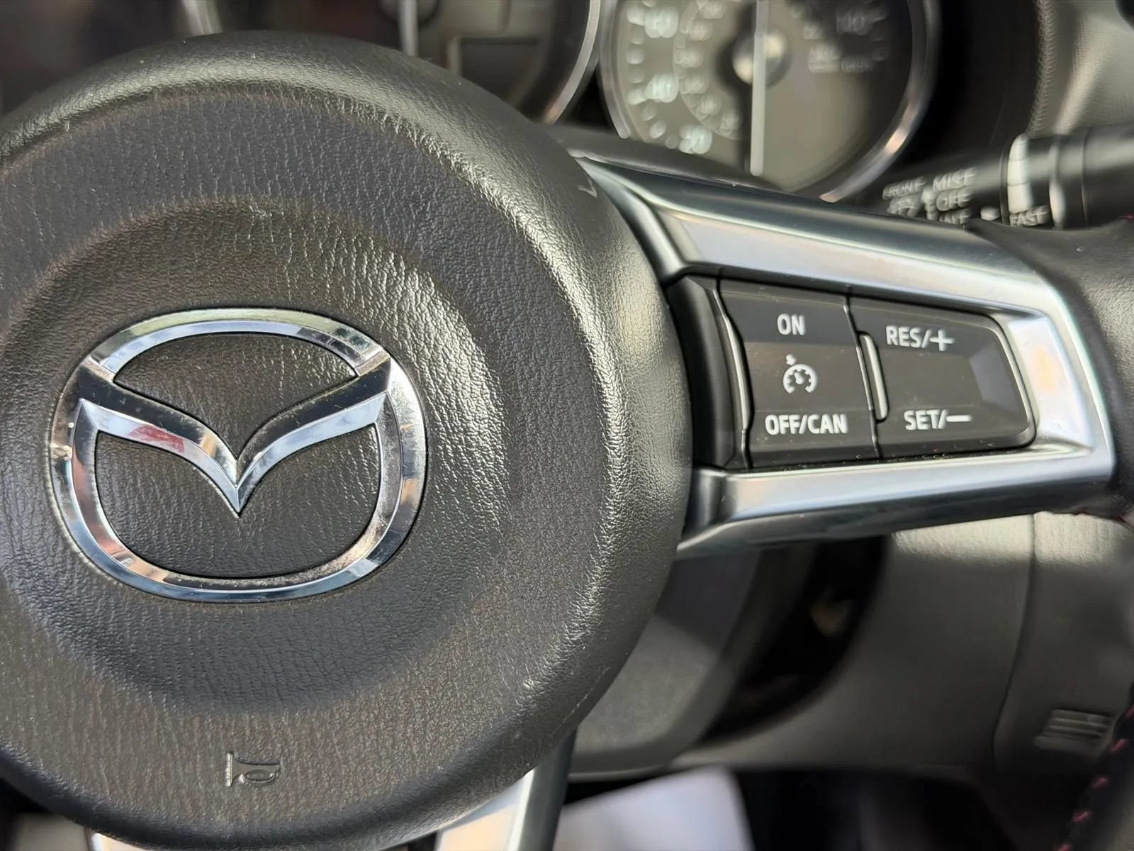Used 2016 MAZDA MX-5 Miata Club RWD image 24