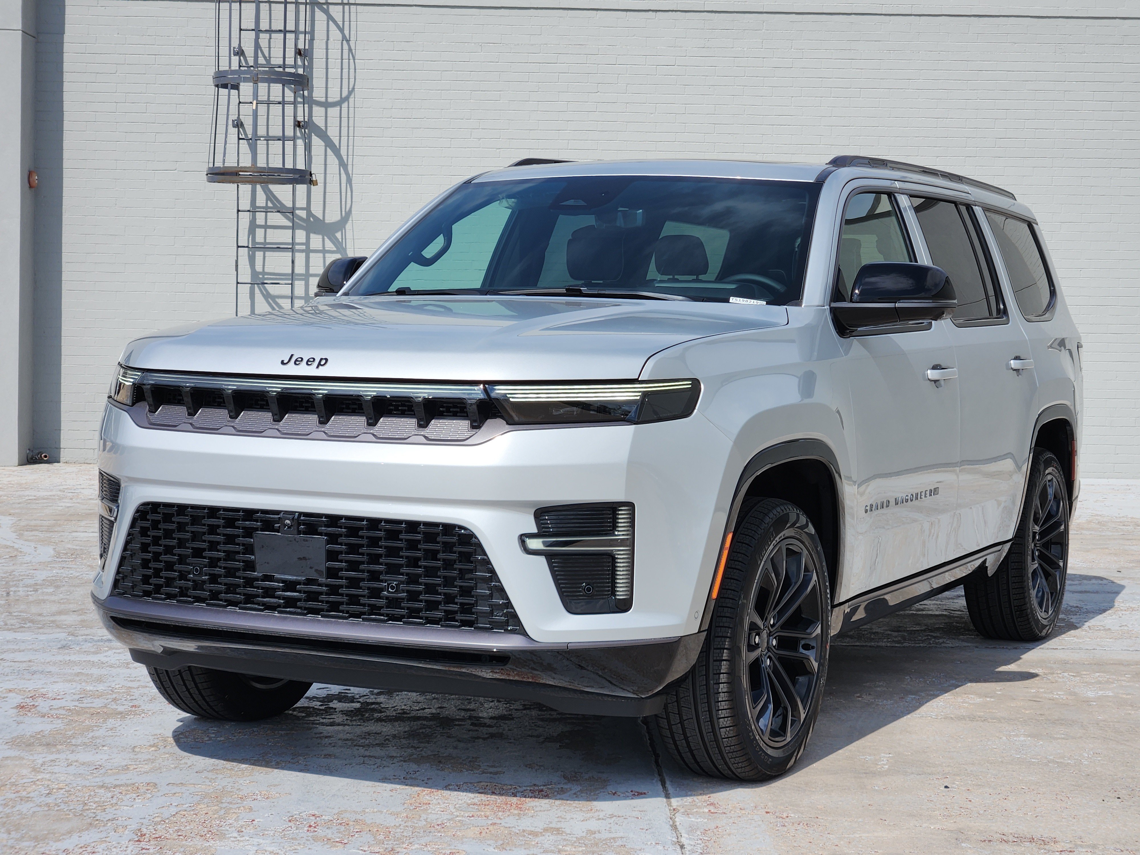 New 2026 Jeep Grand Wagoneer Summit AWD/4WD image 2