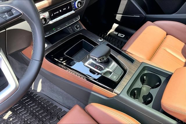 Certified 2023 Audi Q5 e Premium Plus w/ Premium Plus Package AWD/4WD image 18