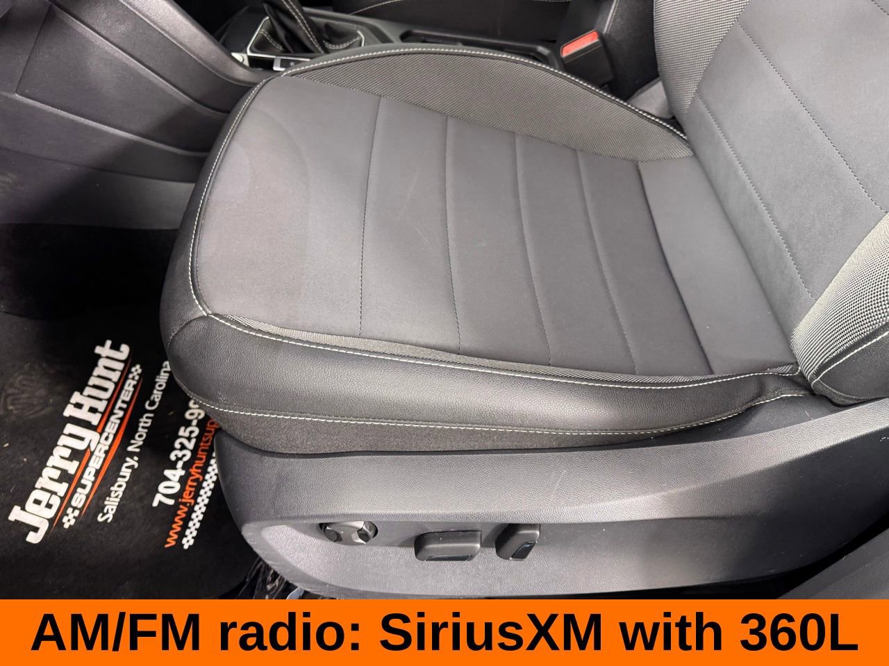 Used 2024 Volkswagen Taos SE image 12