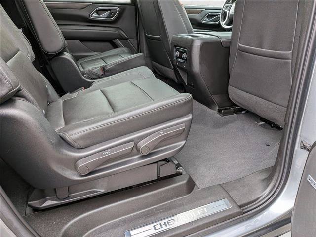Used 2023 Chevrolet Suburban Z71 w/ Luxury Package AWD/4WD image 18