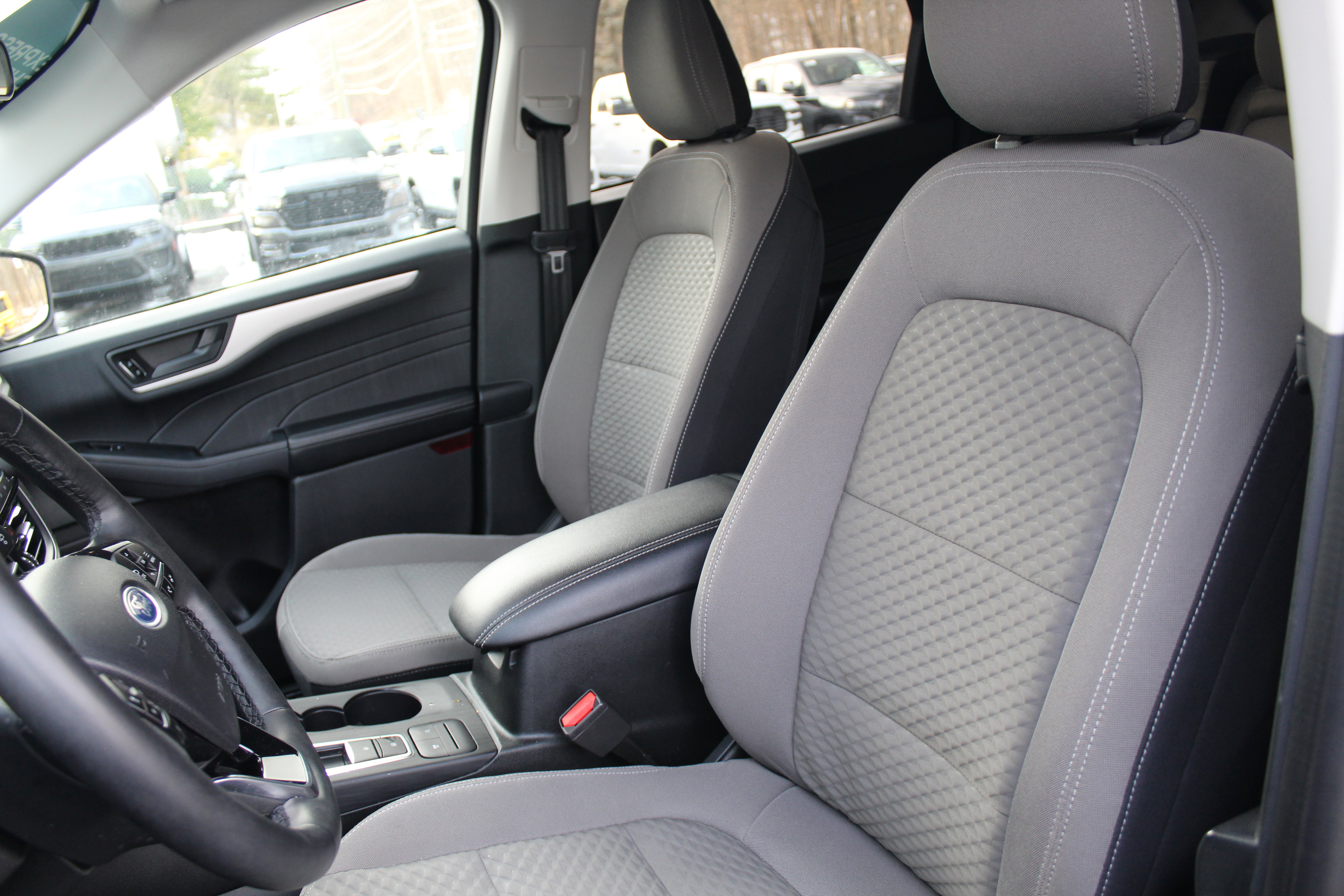 Used 2022 Ford Escape SE w/ Convenience Package image 14