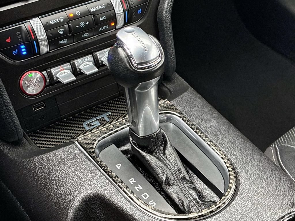 Used 2020 Ford Mustang Premium RWD image 29