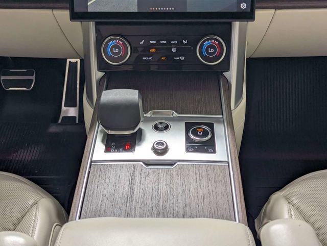 Used 2023 Land Rover Range Rover SE image 12