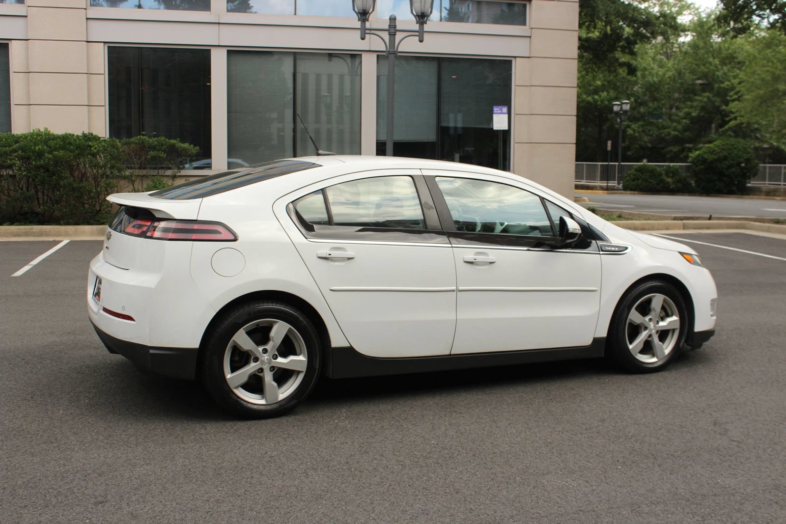 Used 2013 Chevrolet Volt w/ Enhanced Safety Package 1 FWD image 7