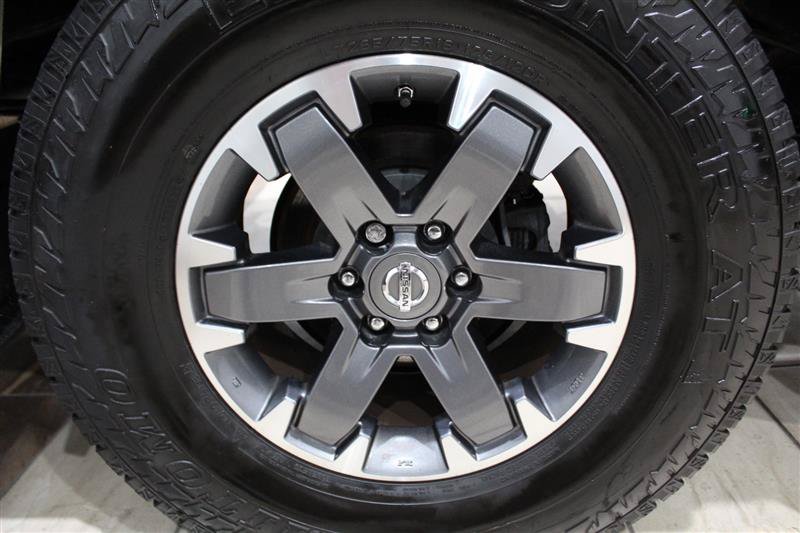 Used 2019 Nissan Frontier PRO-4X w/ Pro-4x Luxury Package AWD/4WD image 13