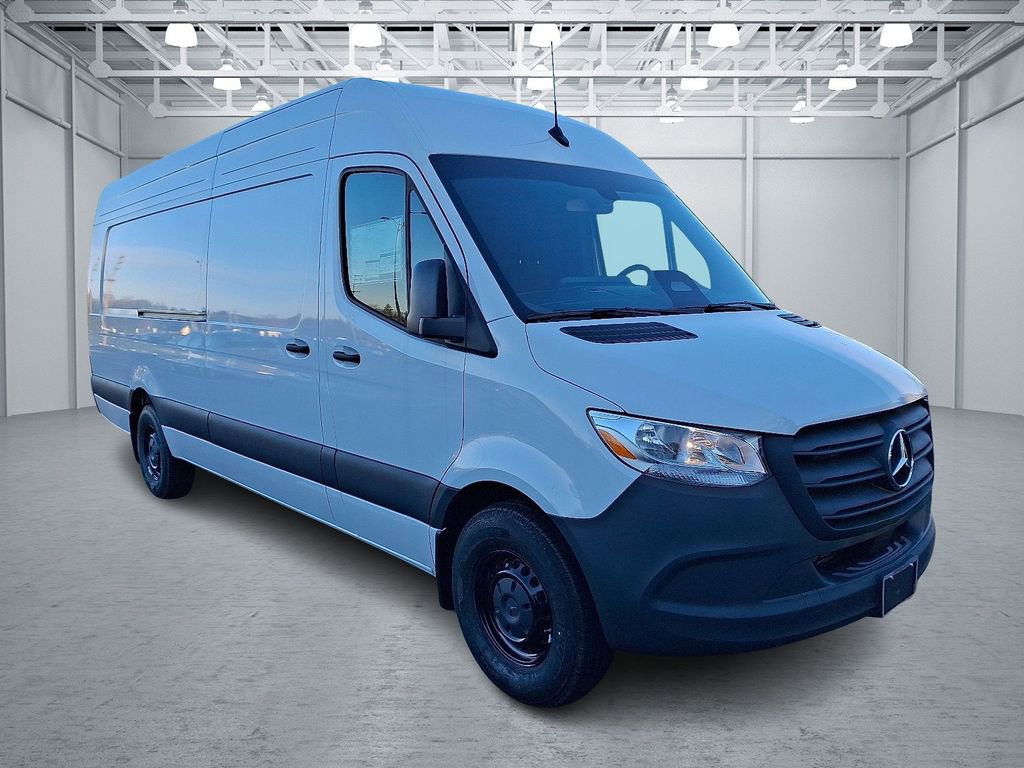 New 2025 Mercedes-Benz Sprinter 2500 image 2