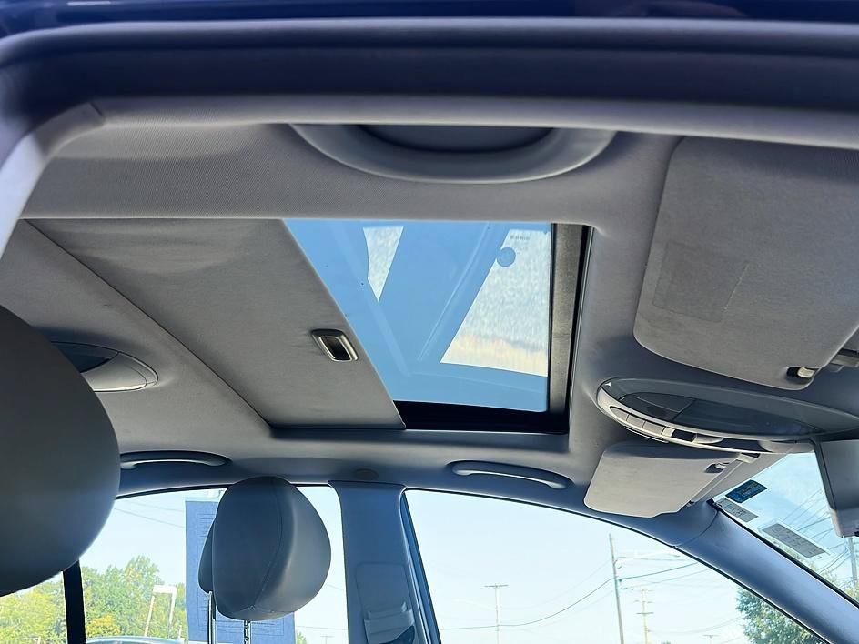 Used 2009 Mercedes-Benz E 350 Sedan image 30