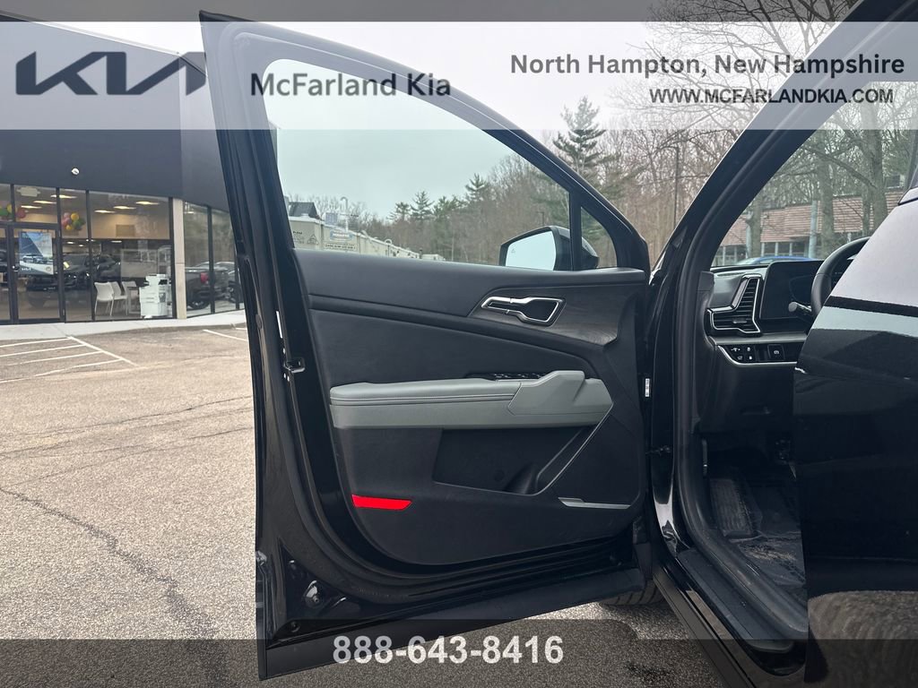 Used 2024 Kia Sportage X-Line AWD/4WD image 11