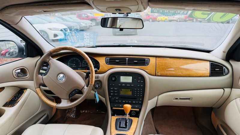 Used 2003 Jaguar S-TYPE 3.0 RWD image 8