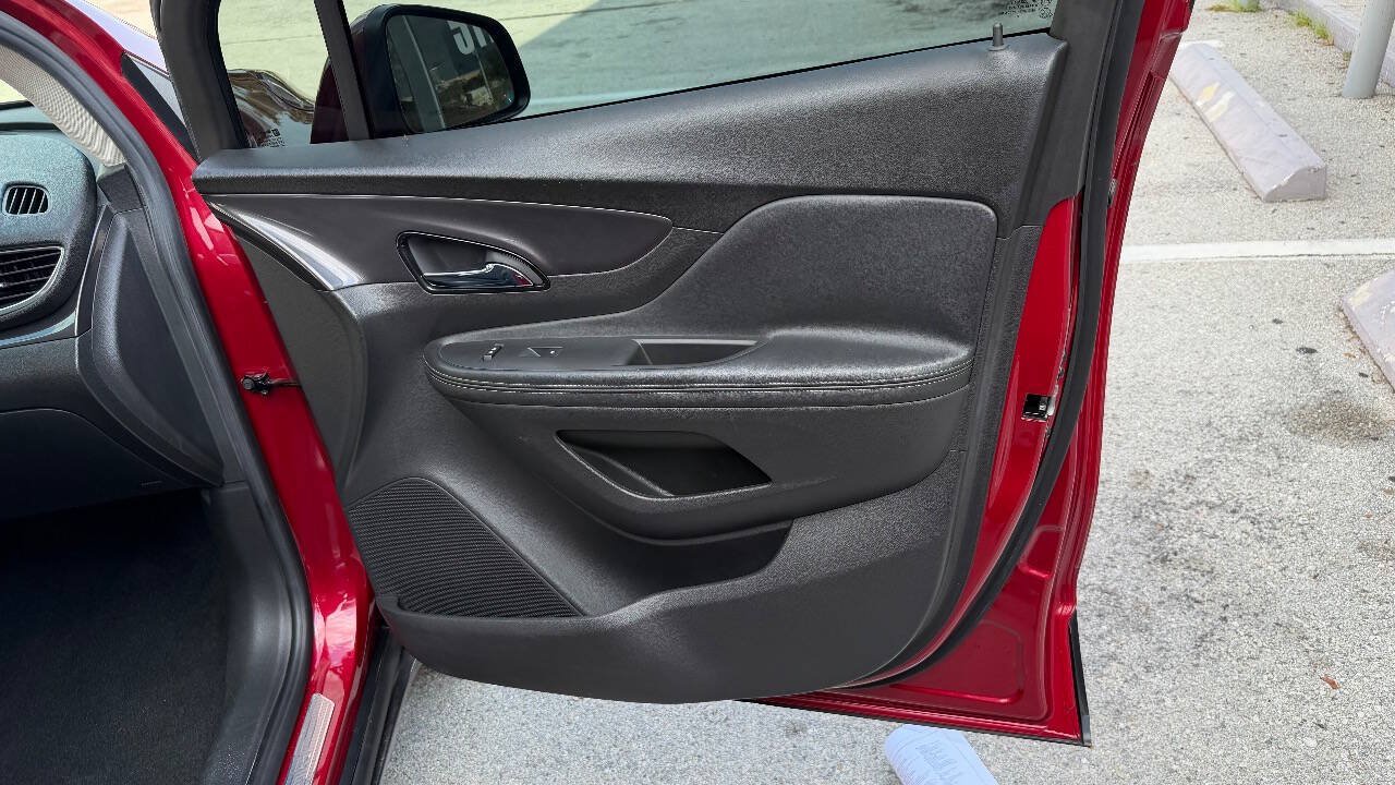 Used 2019 Buick Encore Preferred w/ Safety Package FWD image 21